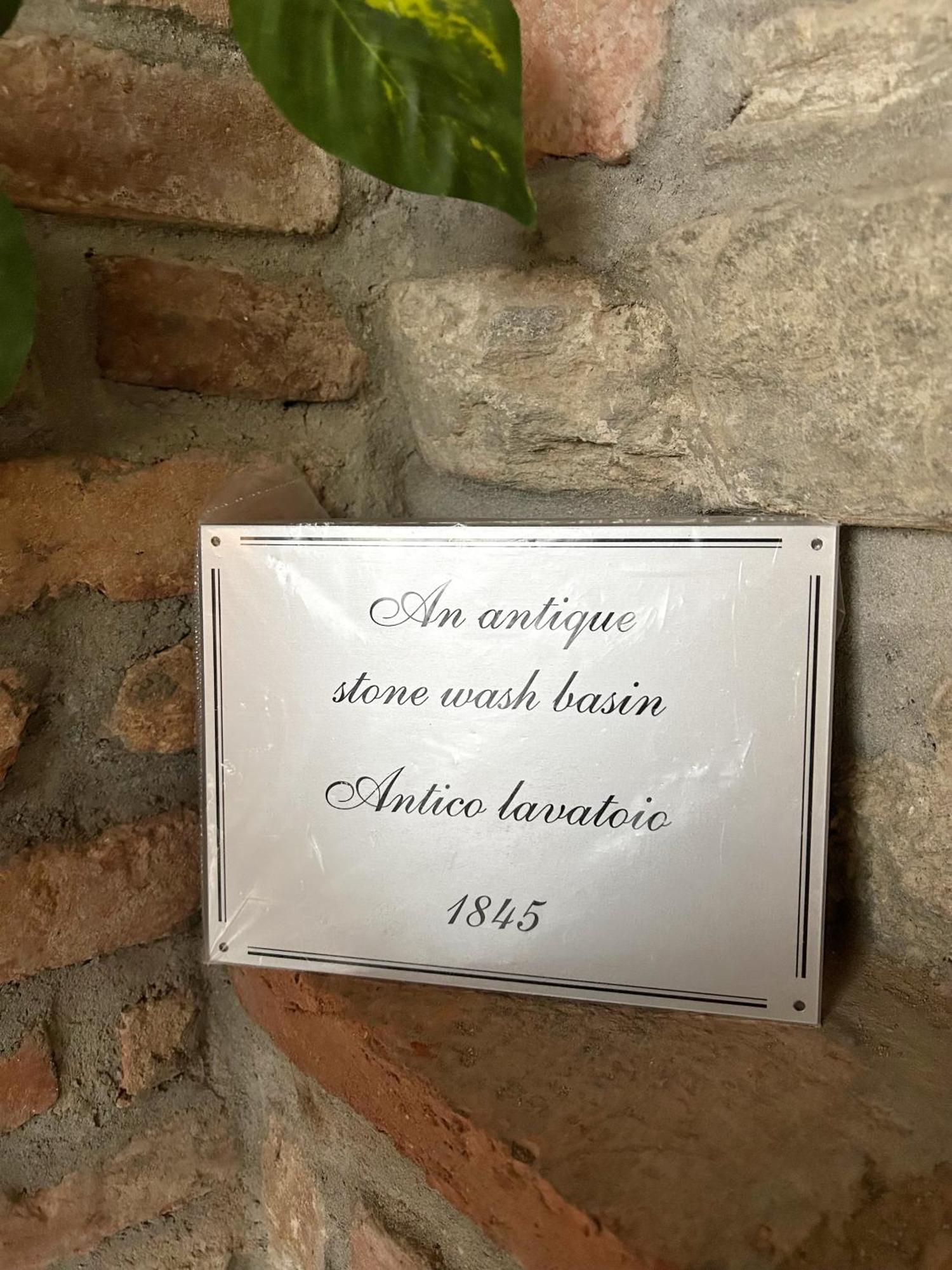 Bed & Breakfast La Corte And Restaurant - Free Parking - 10 Minutes To The And Centre *